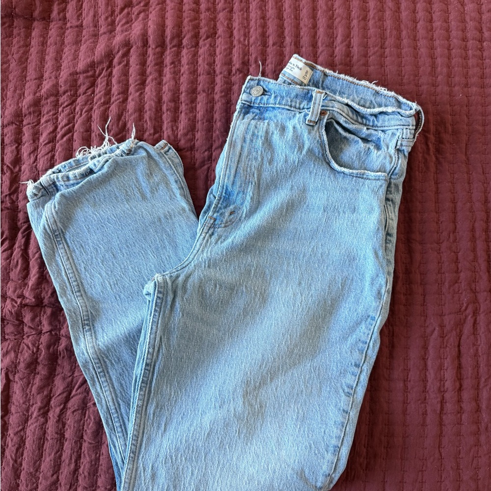 Abercrombie Ultra High Rise 90s Straight Jean